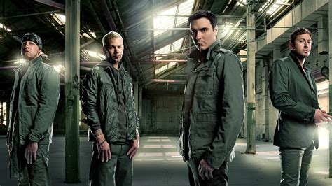 breaking be|breaking benjamin band.